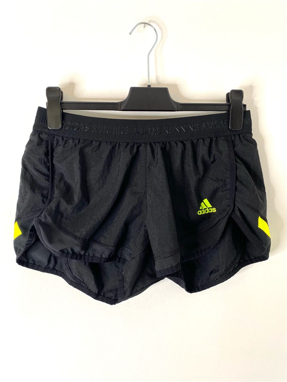 adidas M3” Running Black Neon Yellow 2 in 1 Lined Performance Shorts Zip Pocket